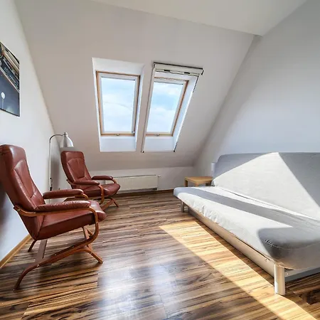 Partynice State Two-level *
